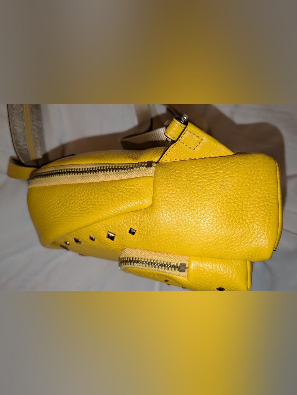 MICHAEL KORS ERIN SMALL CONVERTIBLE BACKPACK YELLOW EUC - Picture 7 of 15